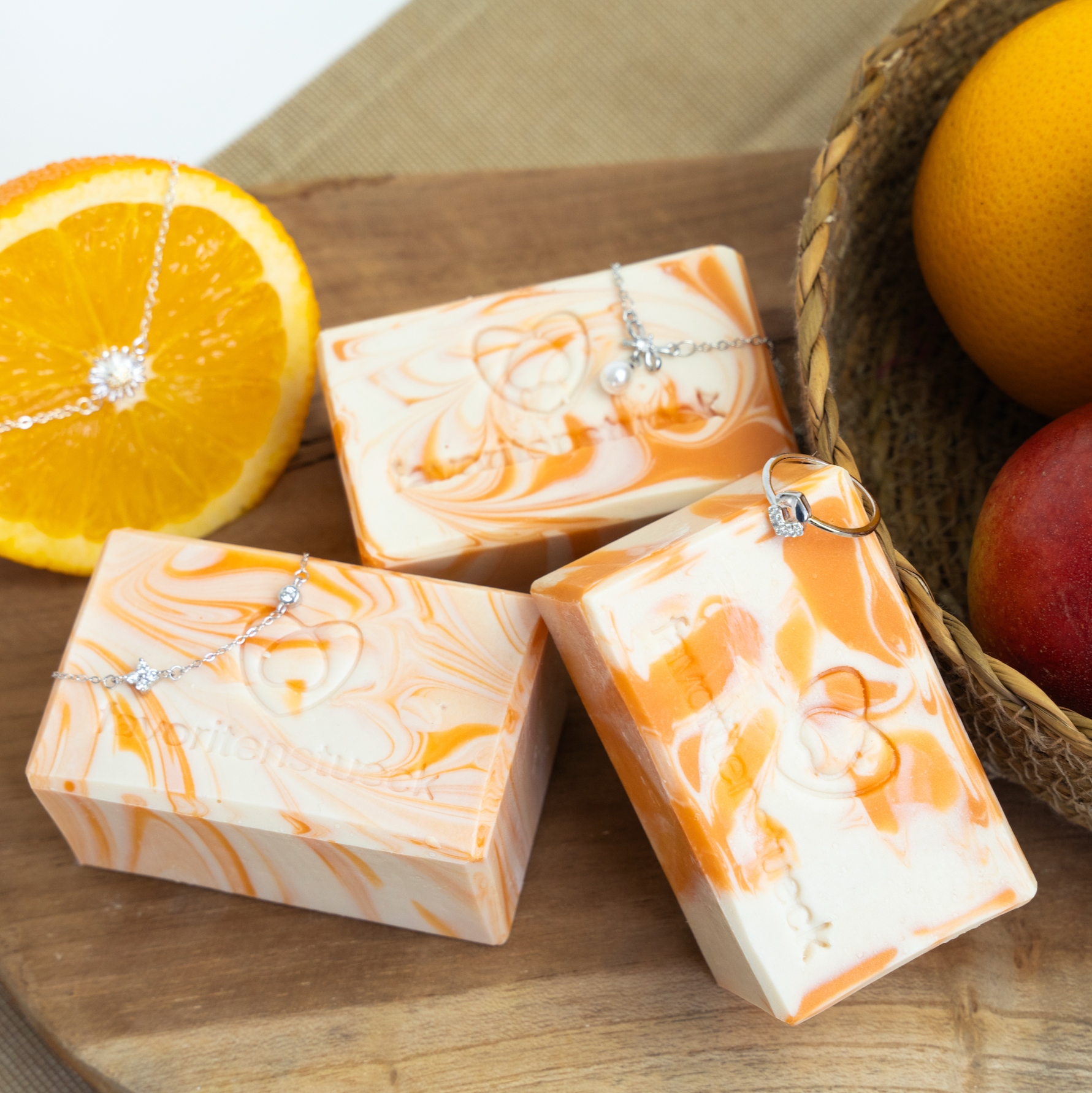 Favoritenstueck - Seife mit Silberschmuck